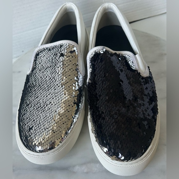 TORY BURCH CARTER FLIP SEQUINED SLIP ON SNEAKERS Sz. 9. SILVER/BLACK. LIKE NEW - Picture 7 of 10